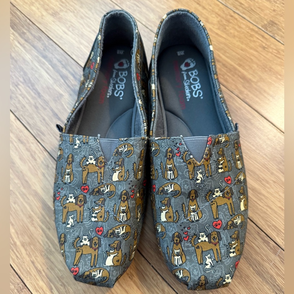 Women’s BOBS Gray Dog Print Slip-On Shoes